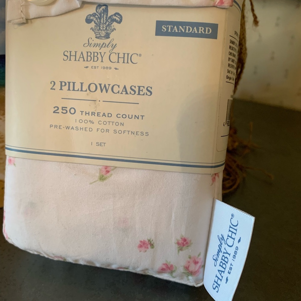 Shabby Chic, NEW NEVER OPENED, set of 2 STANDARD pillowcases, SPRINKLES, SOFT! - Picture 6 of 6
